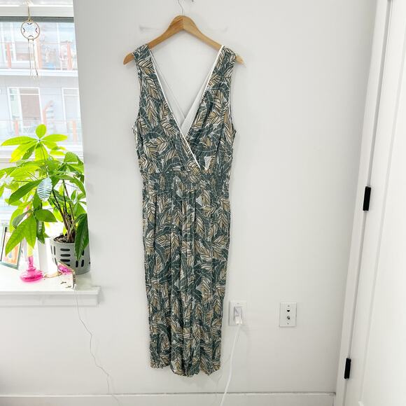 Nine West Palm Leaf Print Faux Wrap Jumpsuit Size XL - Picture 1 of 6